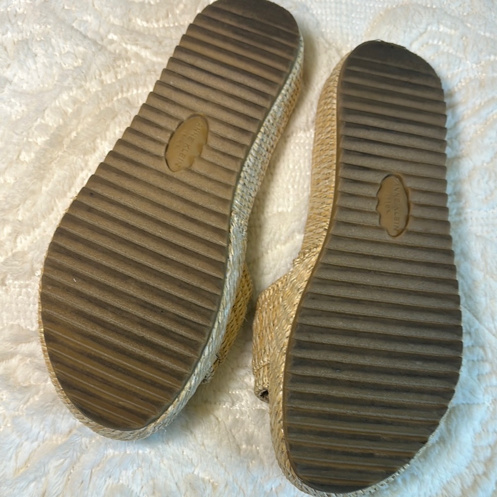Anne Klein Akviena Women's Woven Slide Sandals - Picture 7 of 10